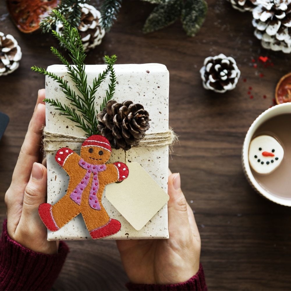 Gingerbread and Sugar Cookie Ornaments Stitch Kit By Artsi2 - Image 3