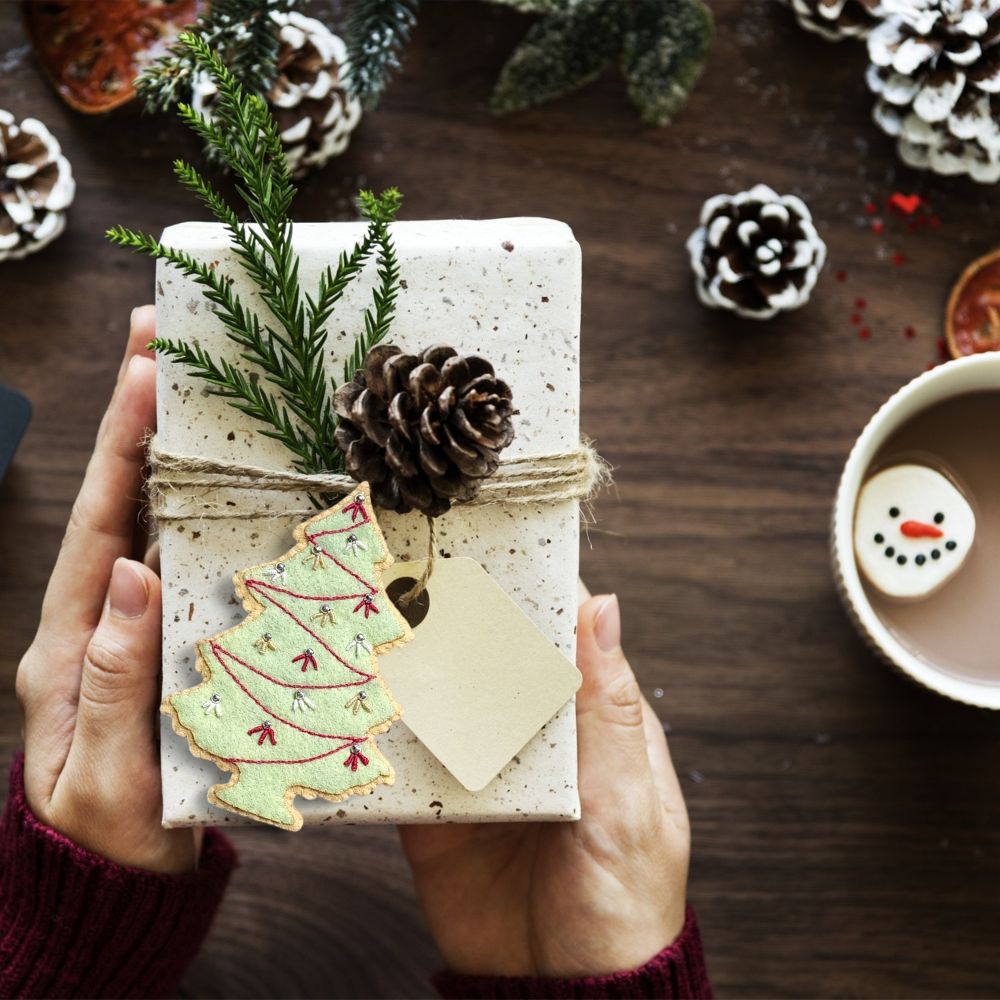 Gingerbread and Sugar Cookie Ornaments Stitch Kit By Artsi2 - Image 5